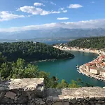 Novigrad Apartman *