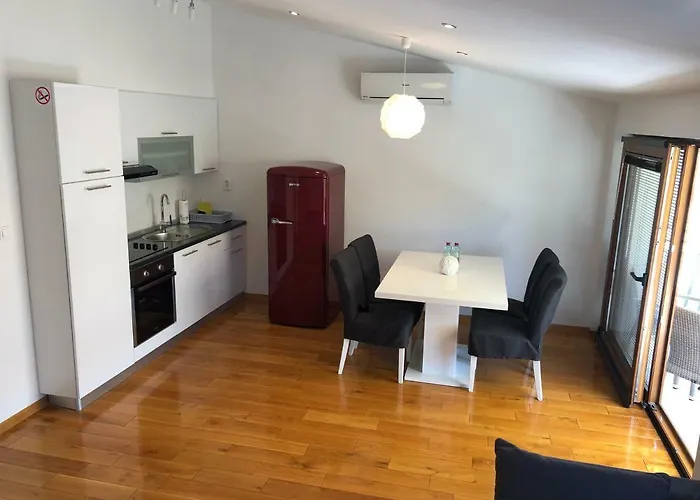 Novigrad Holiday Lägenhet