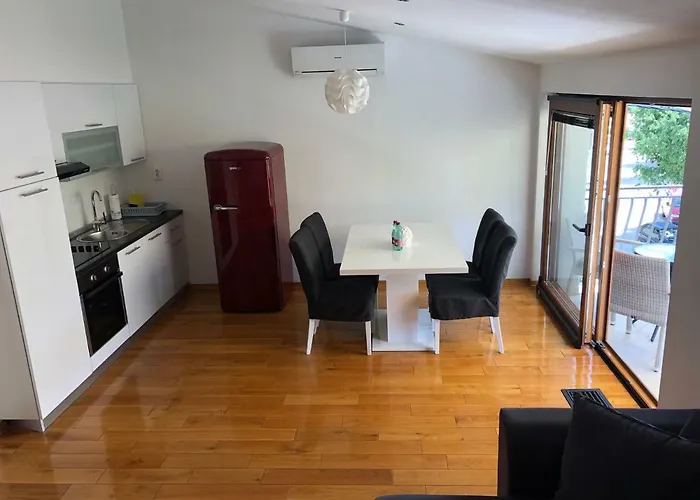 Novigrad Holiday Lägenhet *